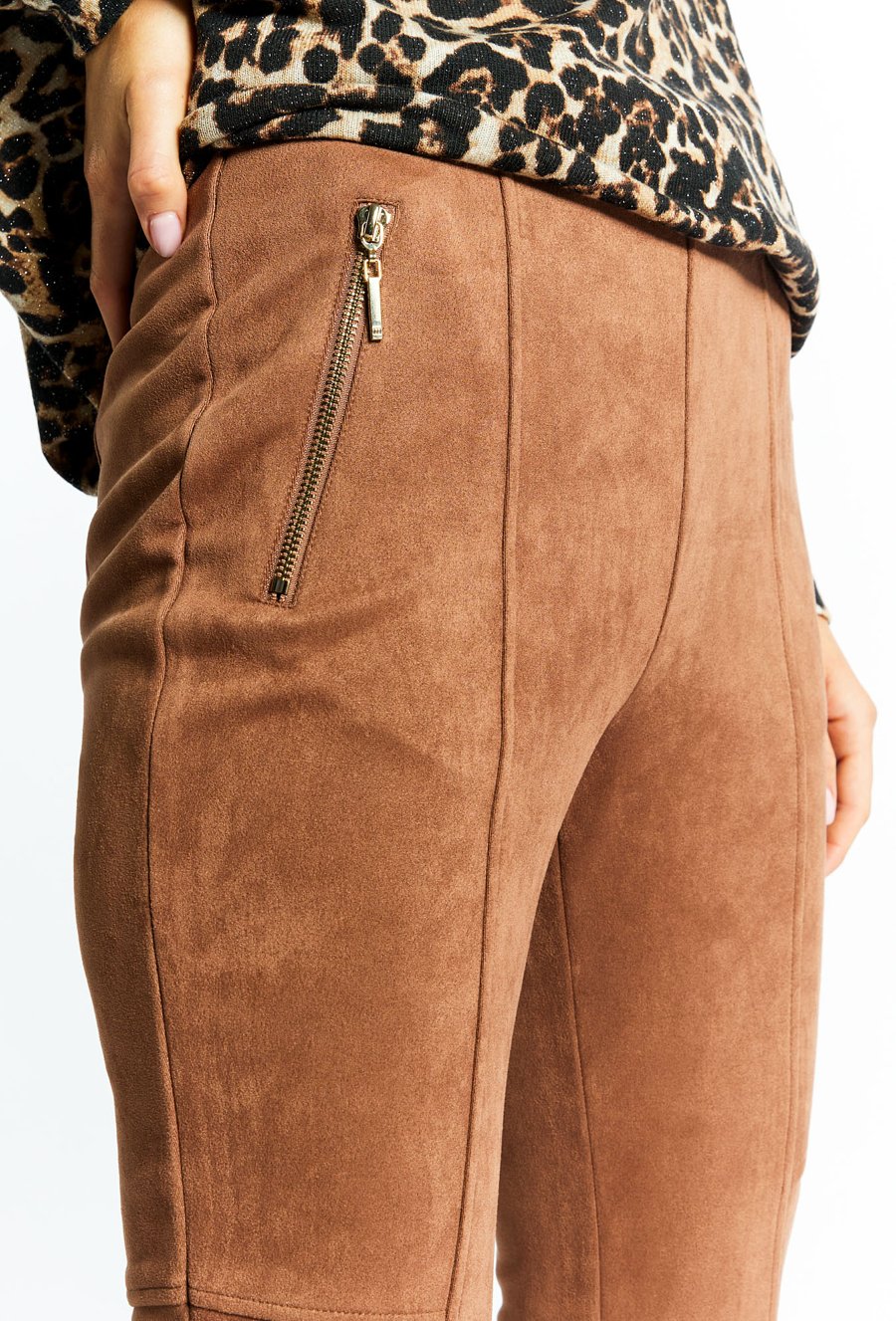 Spodnie damskie imitujące zamsz