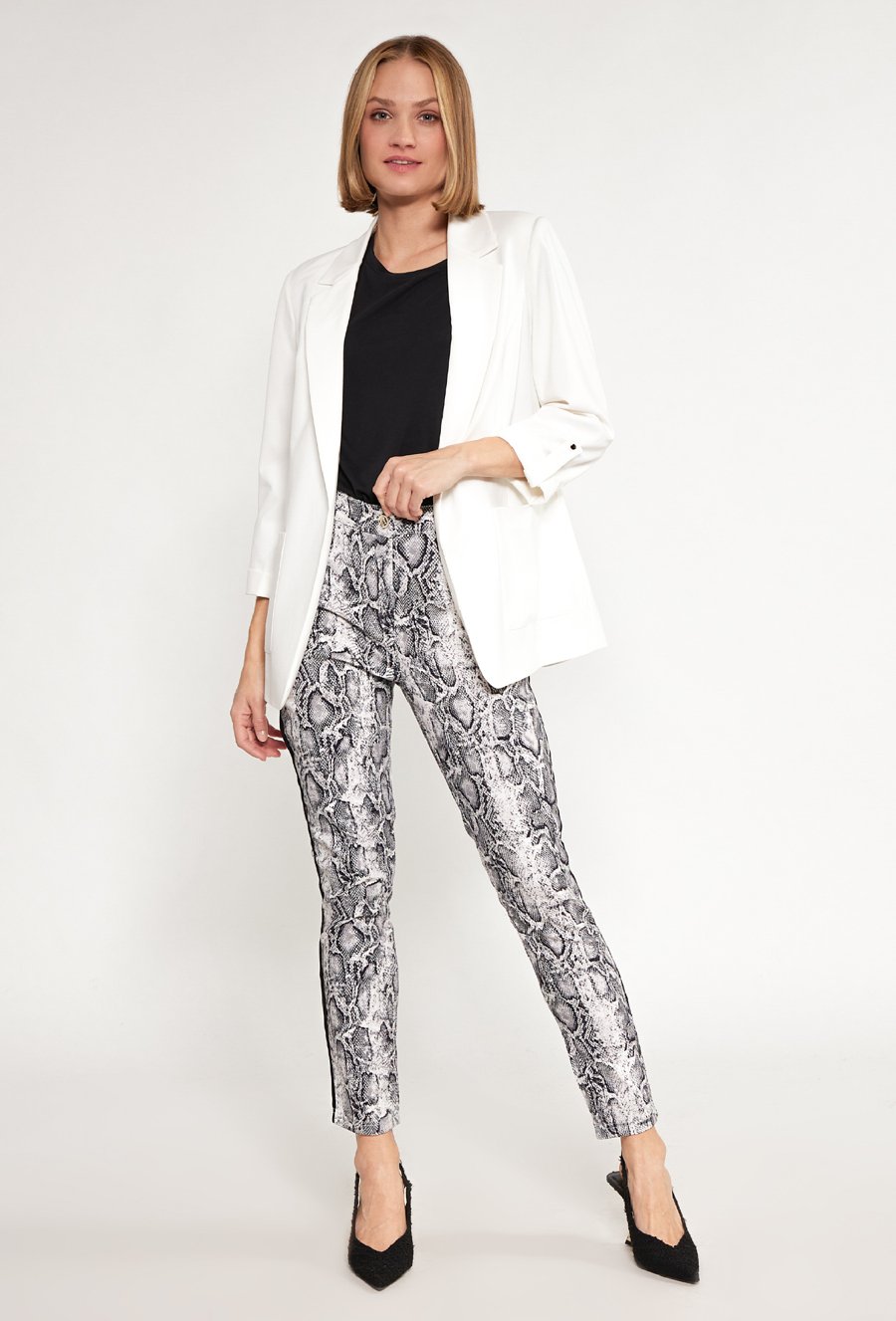 Klasyczna marynarka damska