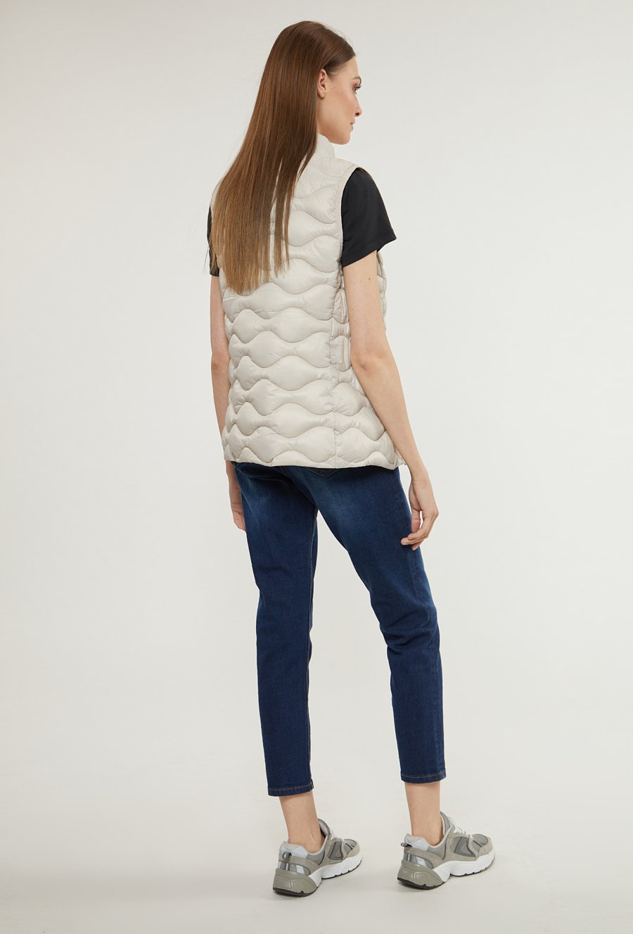 Pikowany bezrękawnik damski