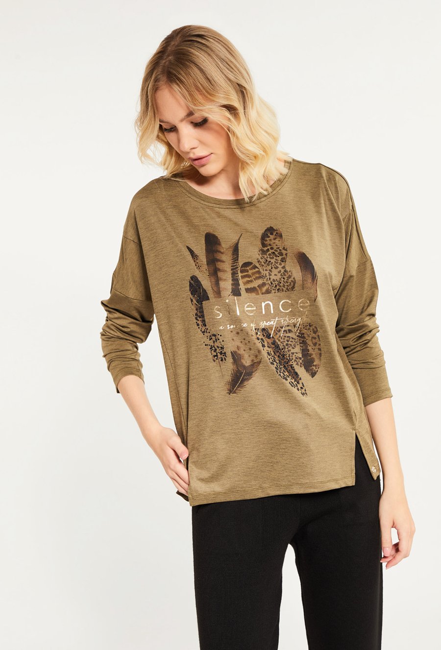 Bluzka z ozdobnym panelem