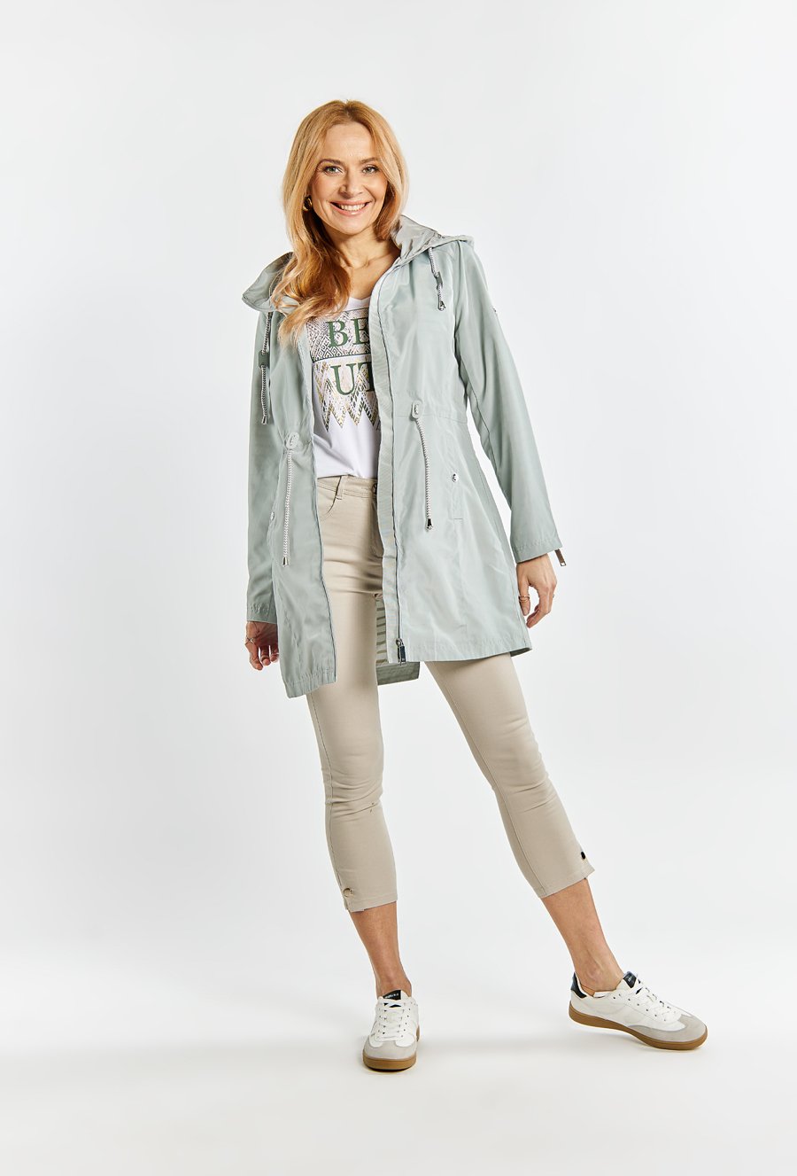 Przejściowy płaszcz damski