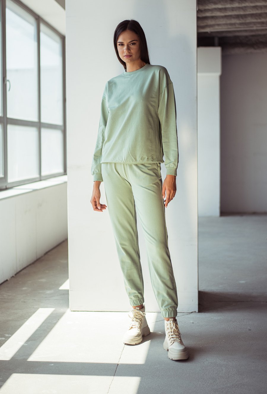 Dresowe spodnie z kolekcji Comfy Edition