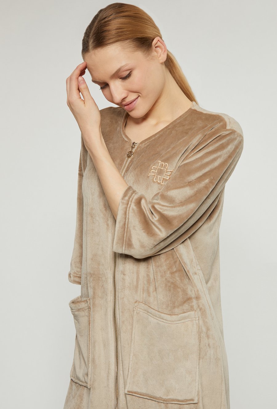 Szlafrok damski z kieszeniami