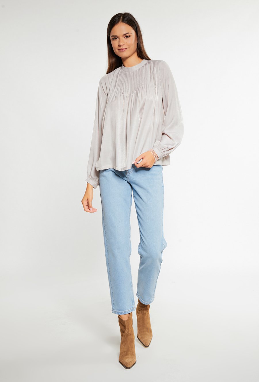 Koszula damska z plisowanym frontem