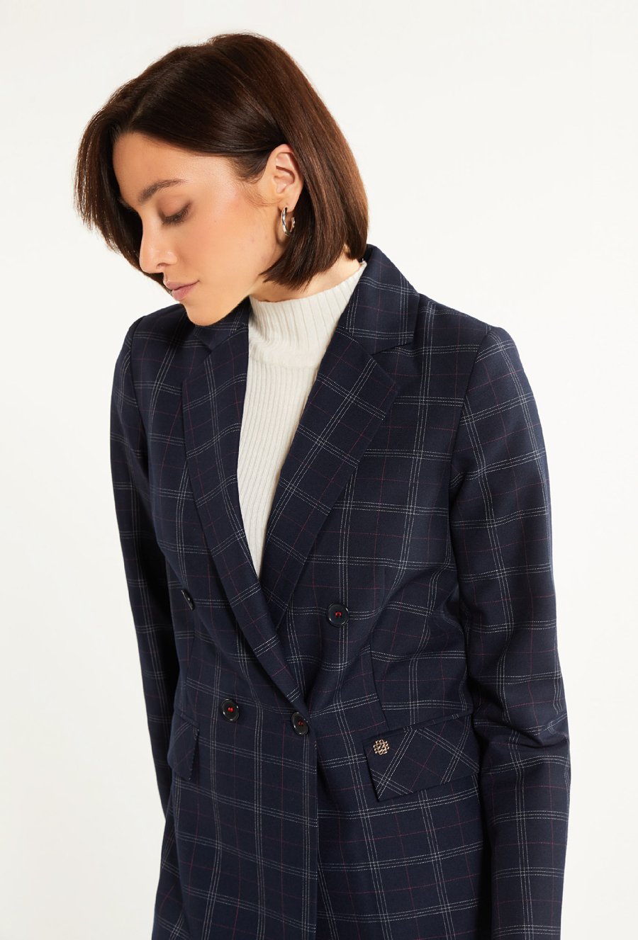 Klasyczna, dwurzędowa marynarka z wzorem w kratę
