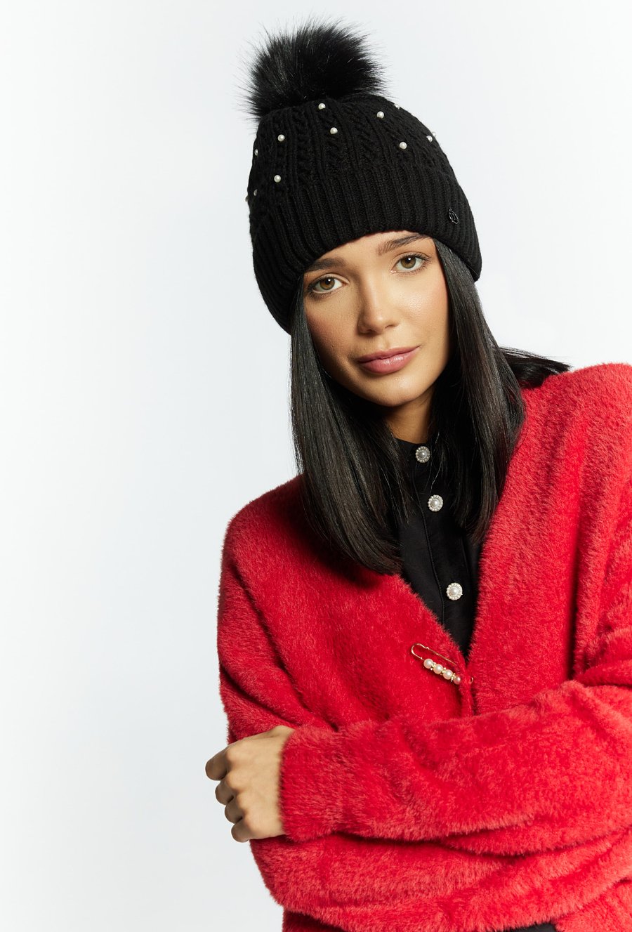 Czapka damska z pomponem