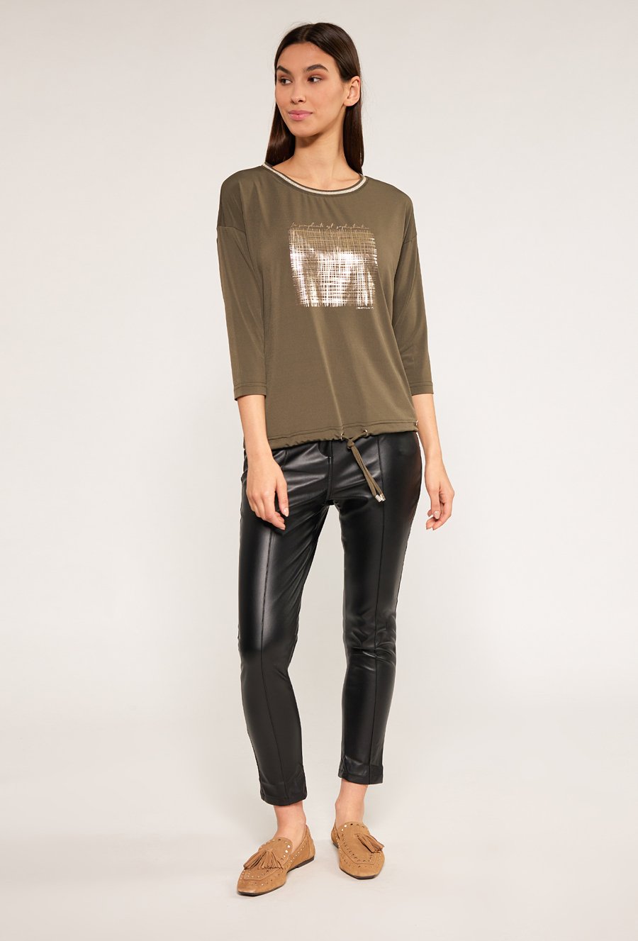 Bluzka z ozdobnym nadrukiem