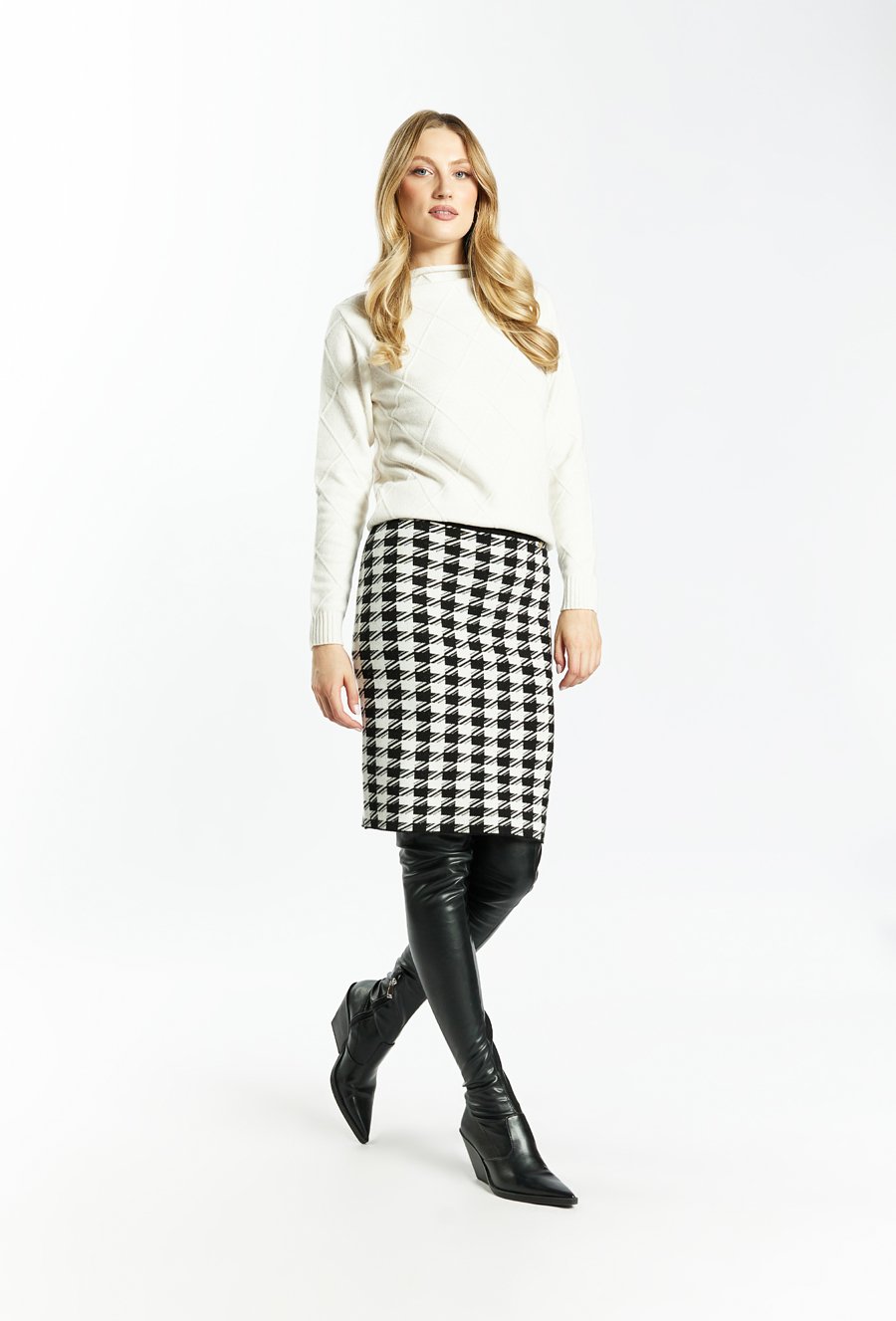 Dzianinowa sp&oacute;dnica damska