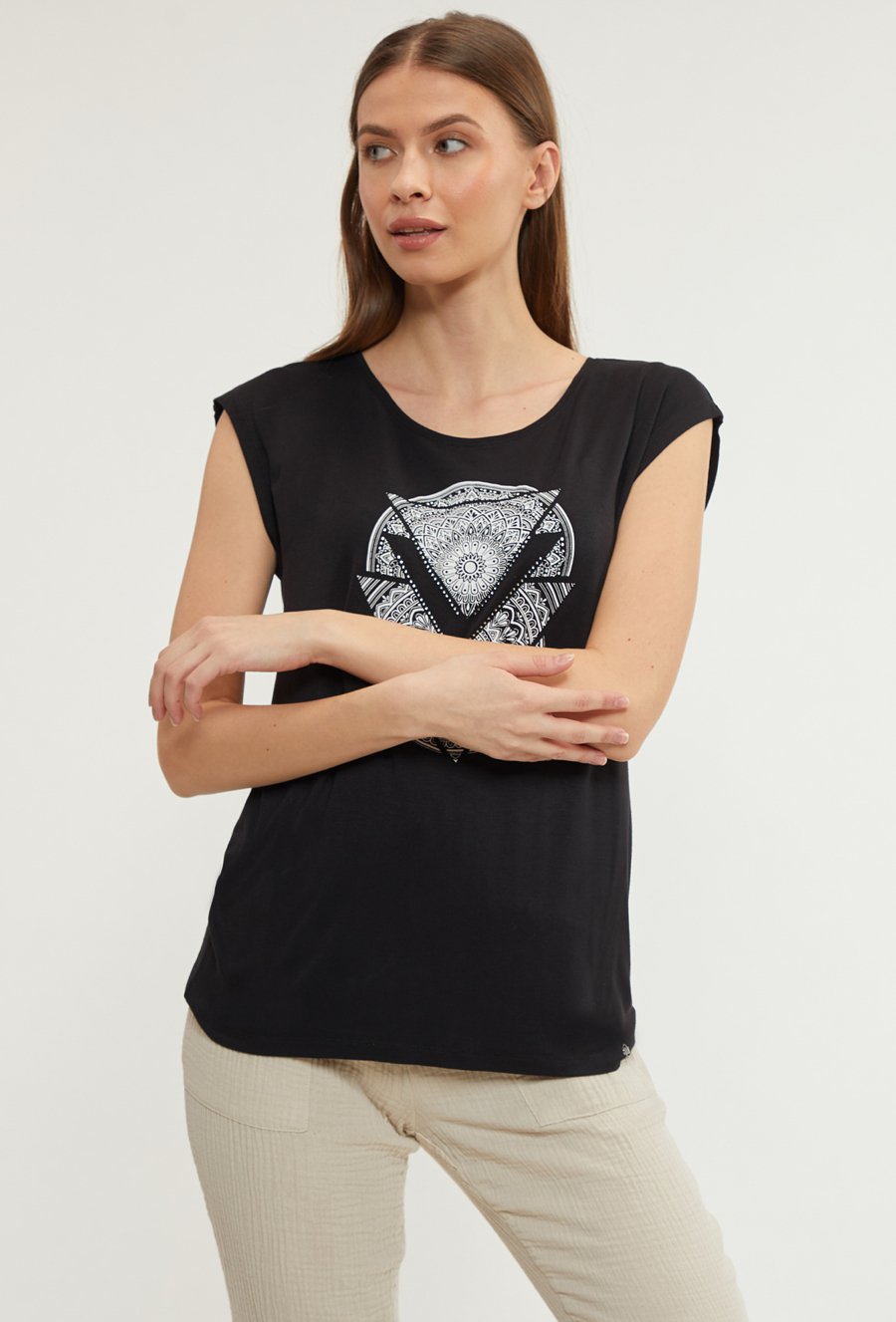 Wiskozowy t-shirt z wzorem