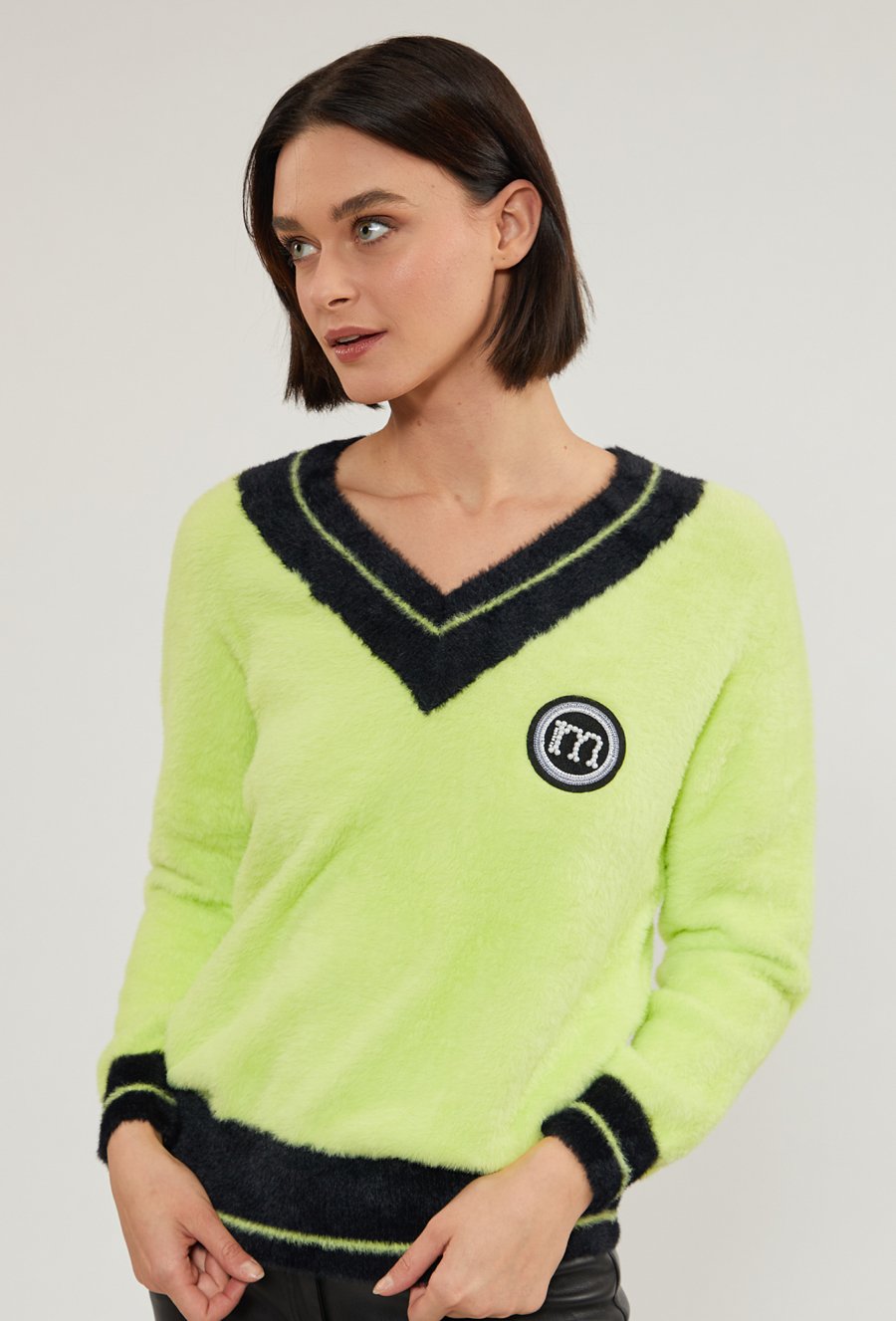 Sweter damski z włosiem