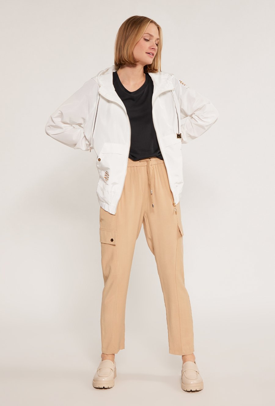 Przejściowa kurtka damska