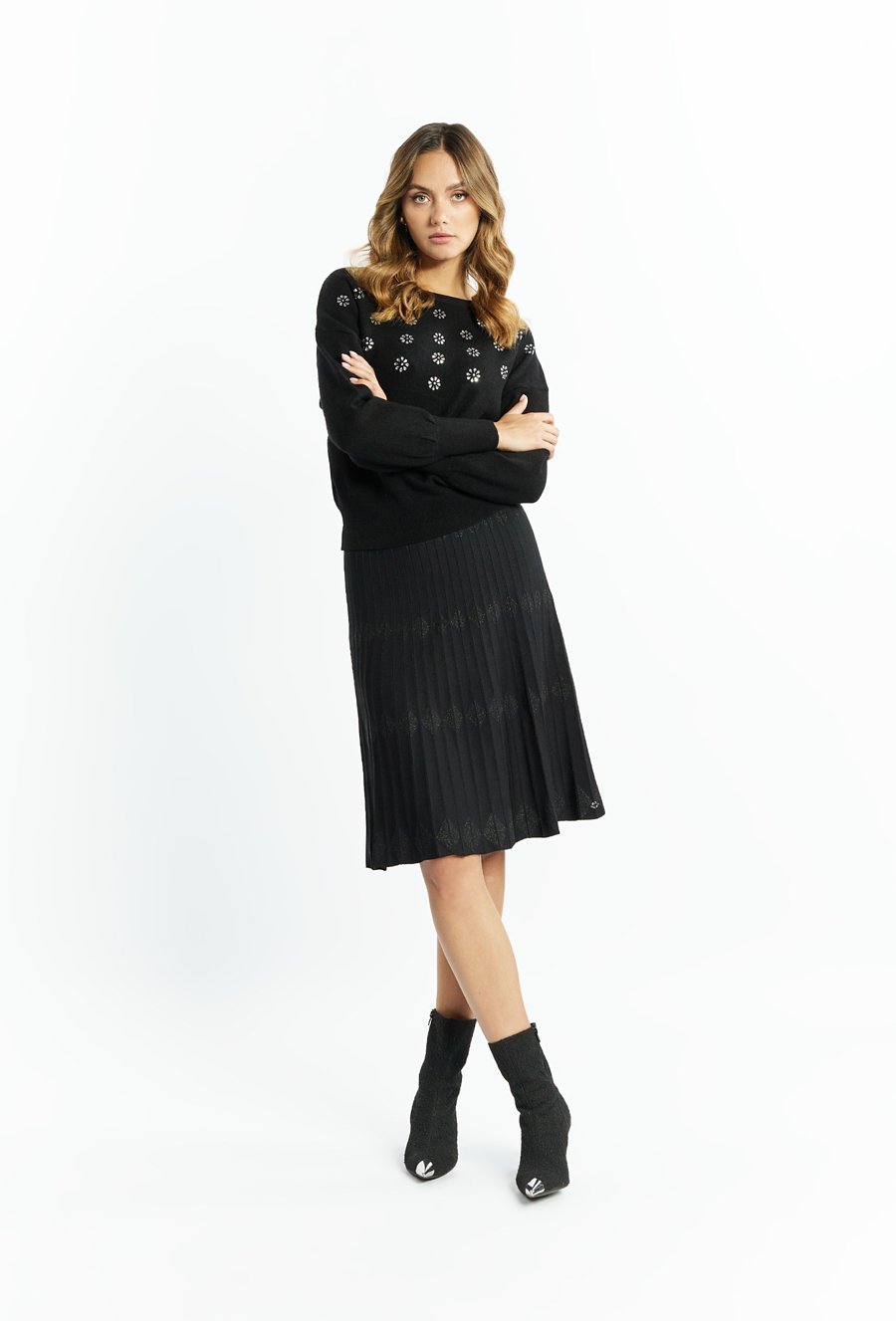 Sweter damski z dżetami