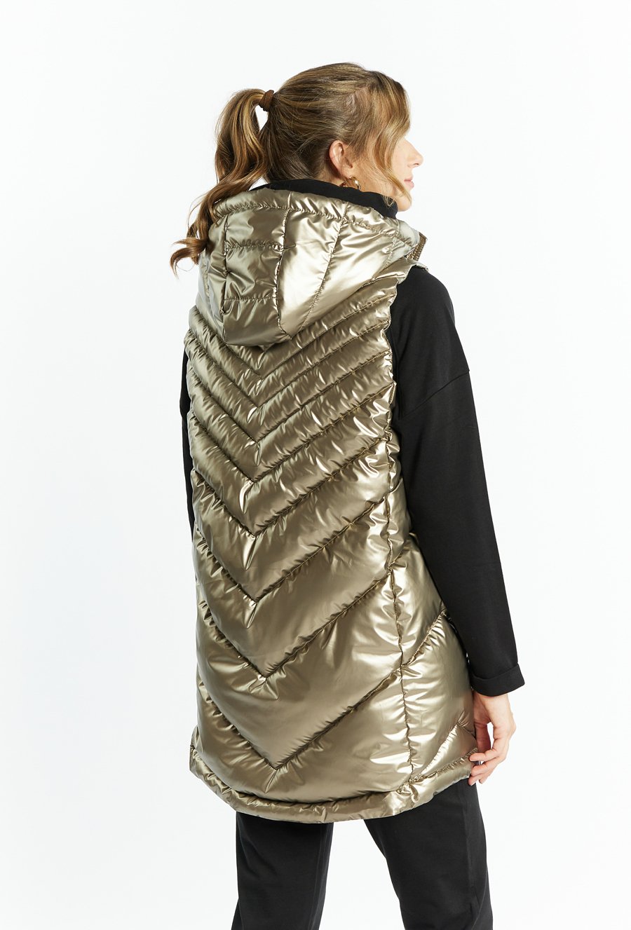 Pikowana kamizelka z kapturem