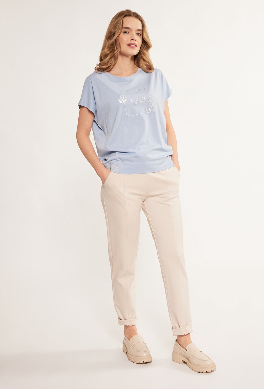 T-shirt damski z nadrukiem