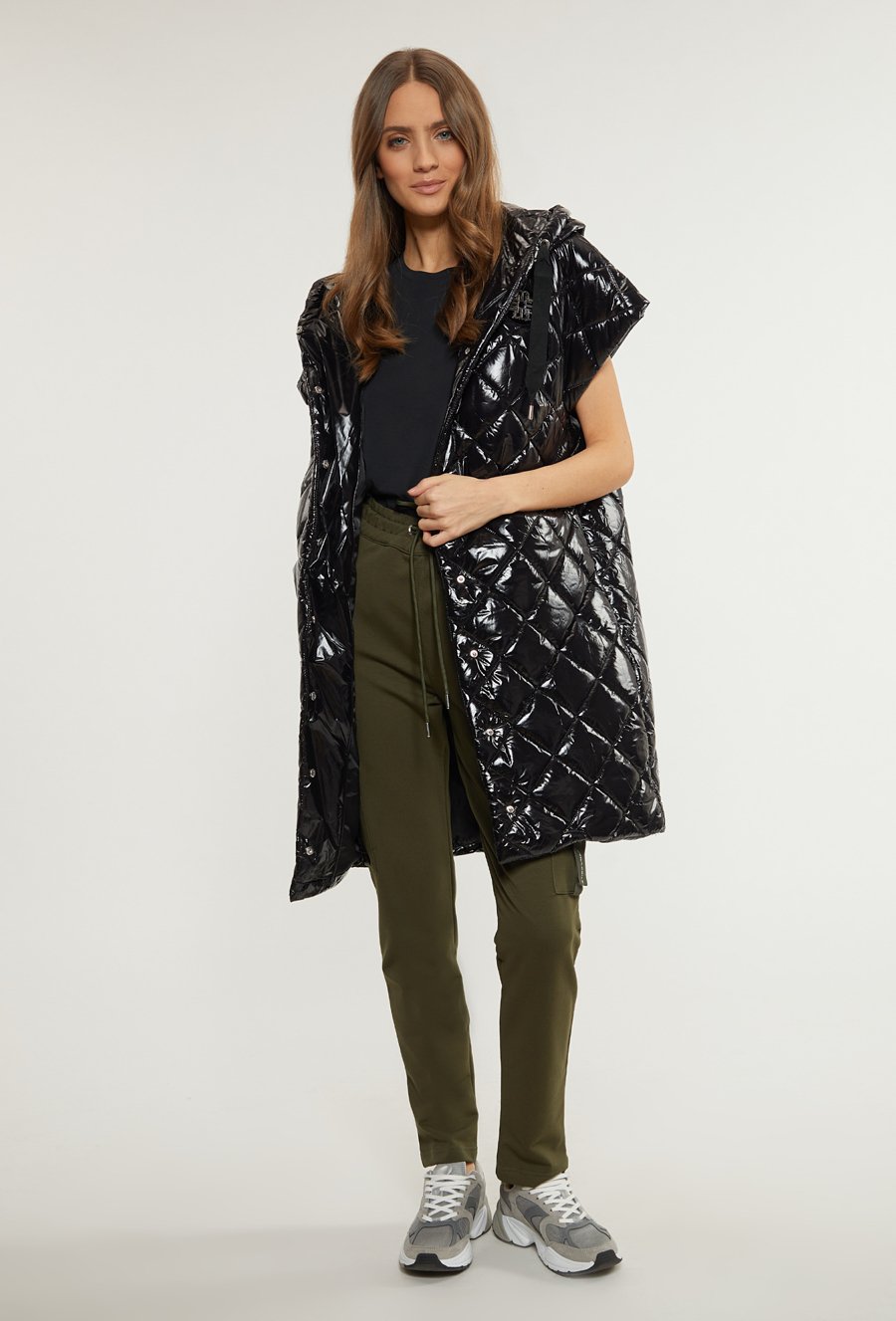 Pikowany bezrękawnik damski