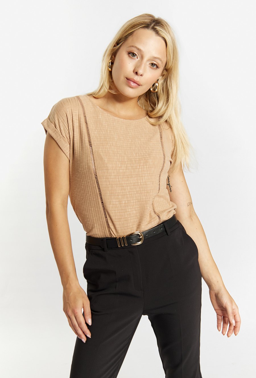 Dzianinowa bluzka z ażurowym wzorem