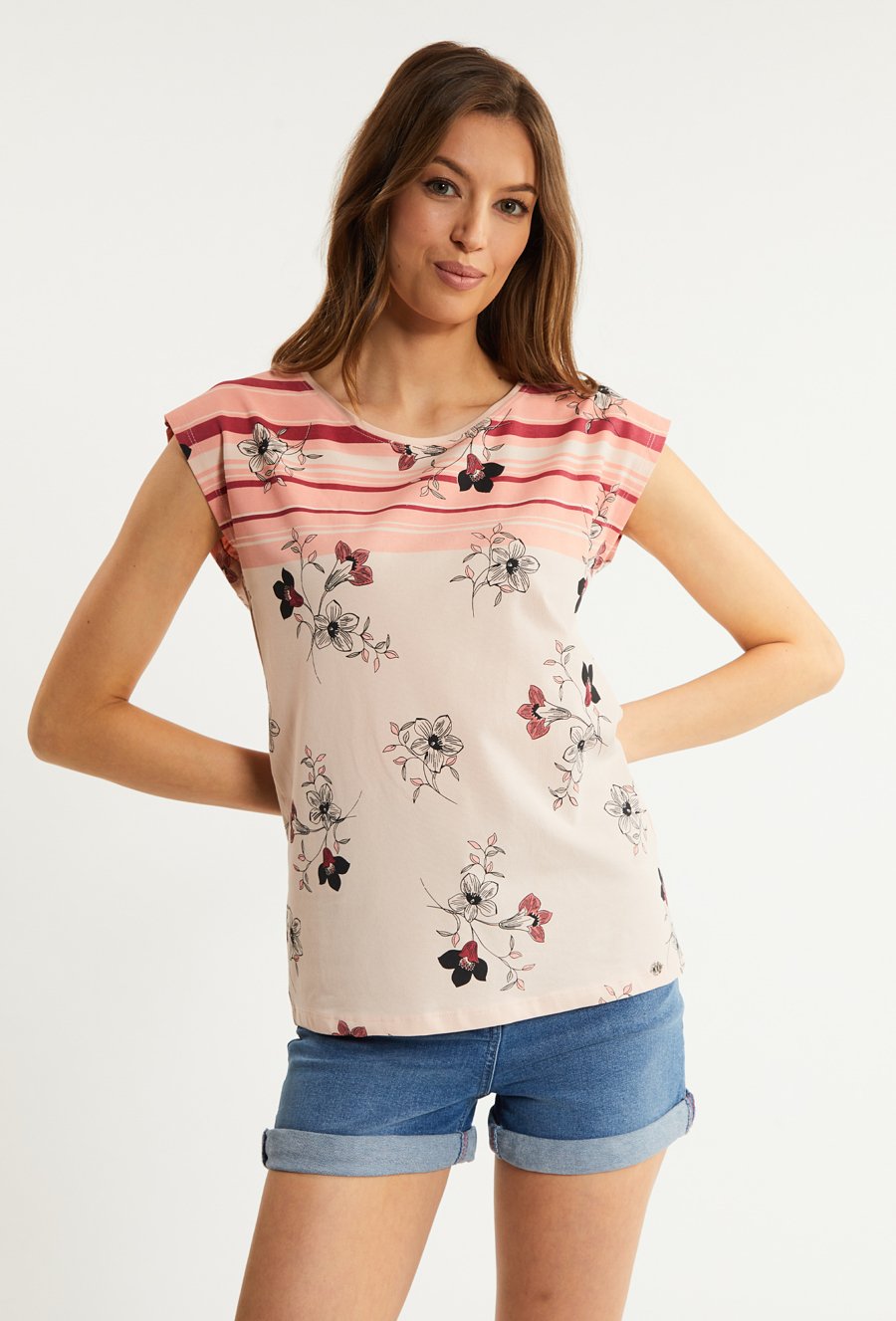 T-shirt damski w kwiatowy wz&oacute;r