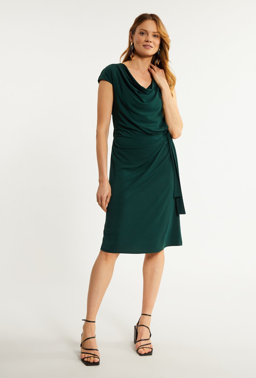 Elegancka sukienka damska z wiązaniem w talii