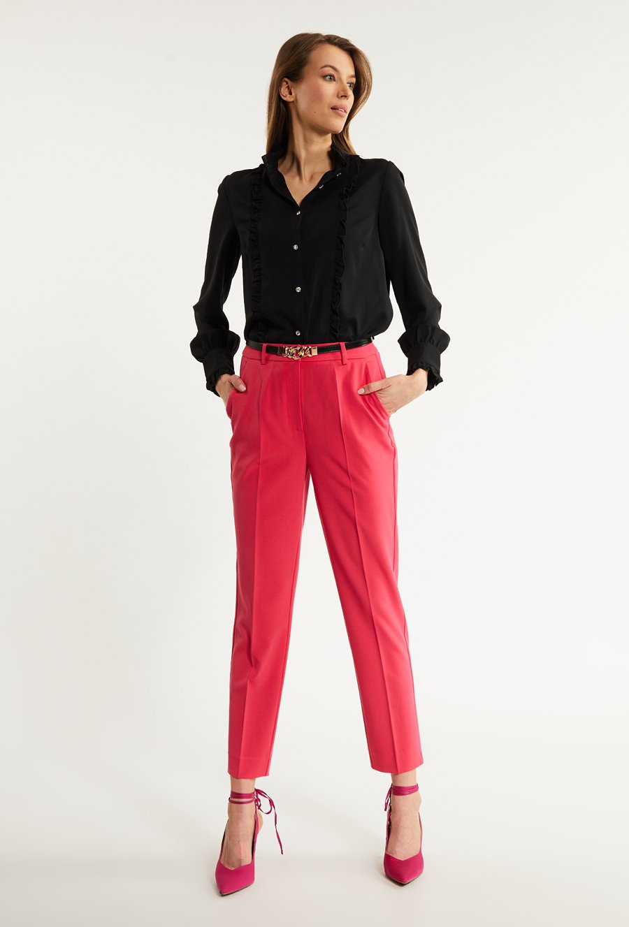 Eleganckie spodnie damskie z paskiem