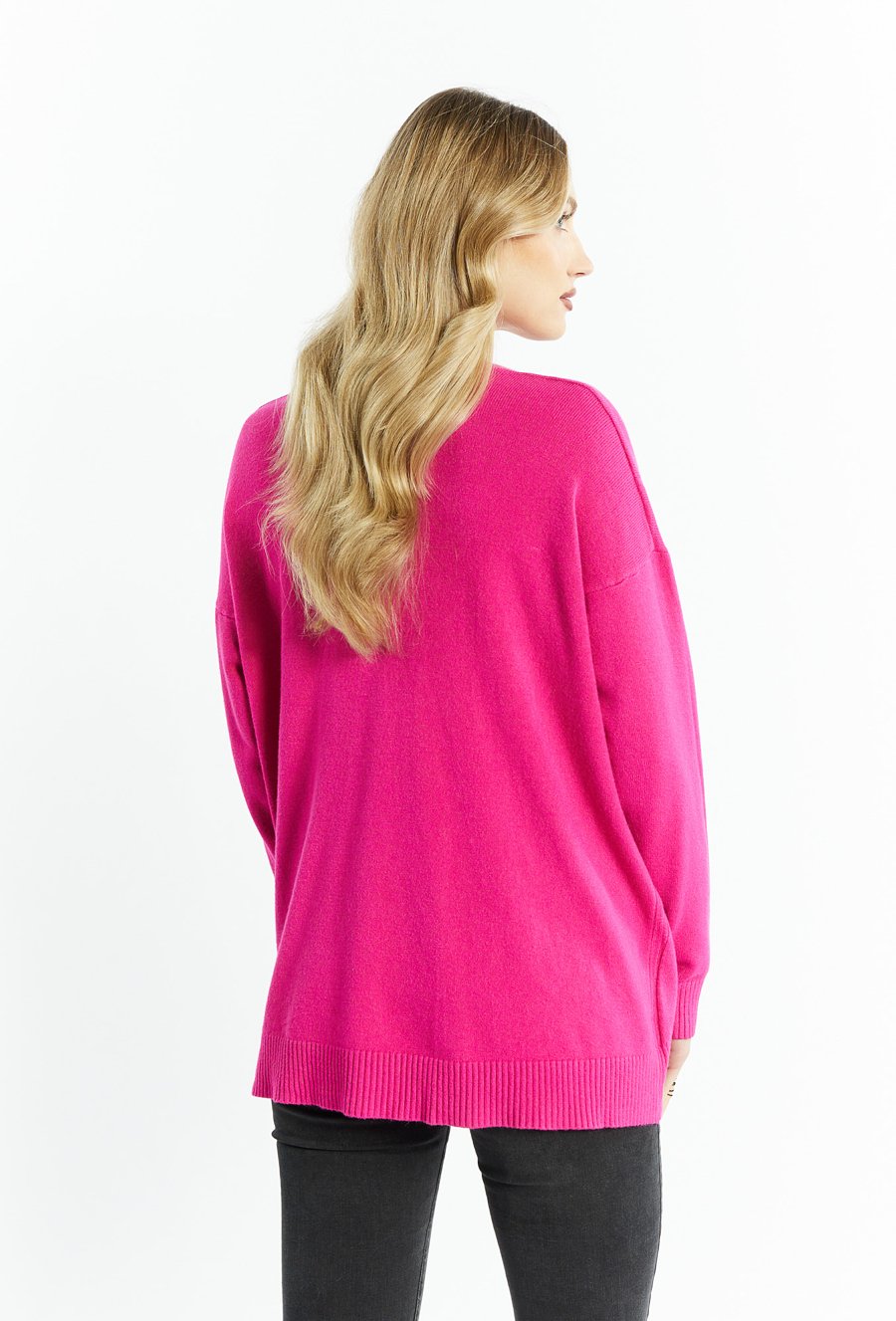 Oversizowy sweter w serek