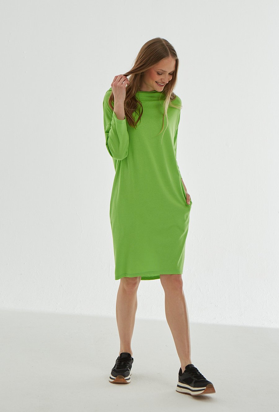 Bawełniana sukienka ze st&oacute;jką