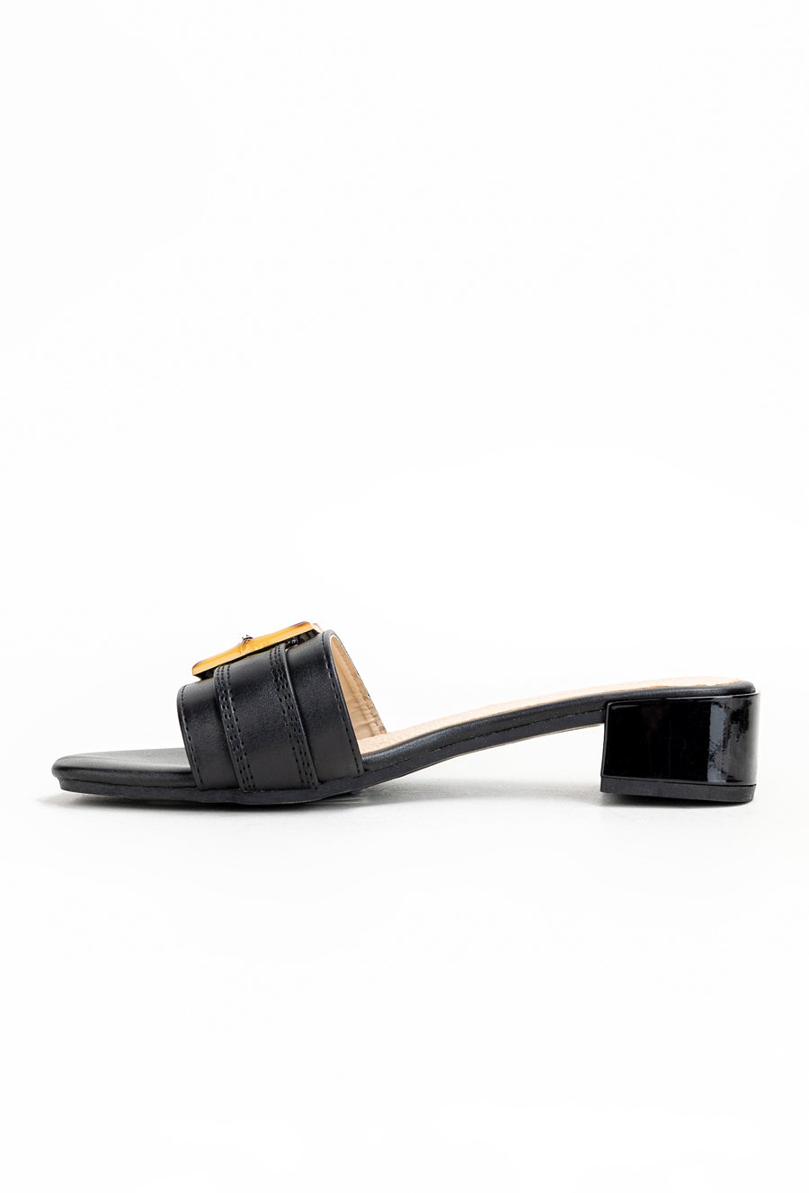 Czarne klapki z klamrą AMBRA