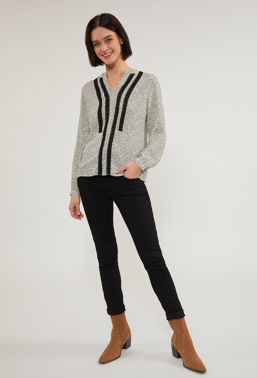 Wzorzysta bluzka damska