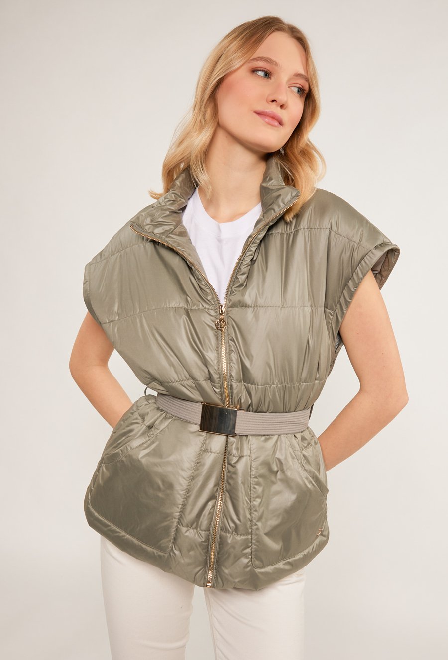 Bezrękawnik damski z paskiem