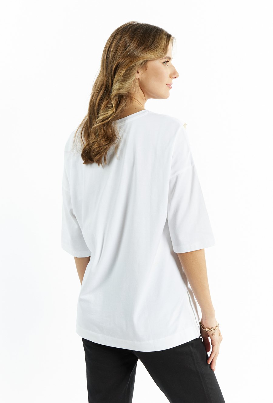 Bluzka z ciekawym motywem