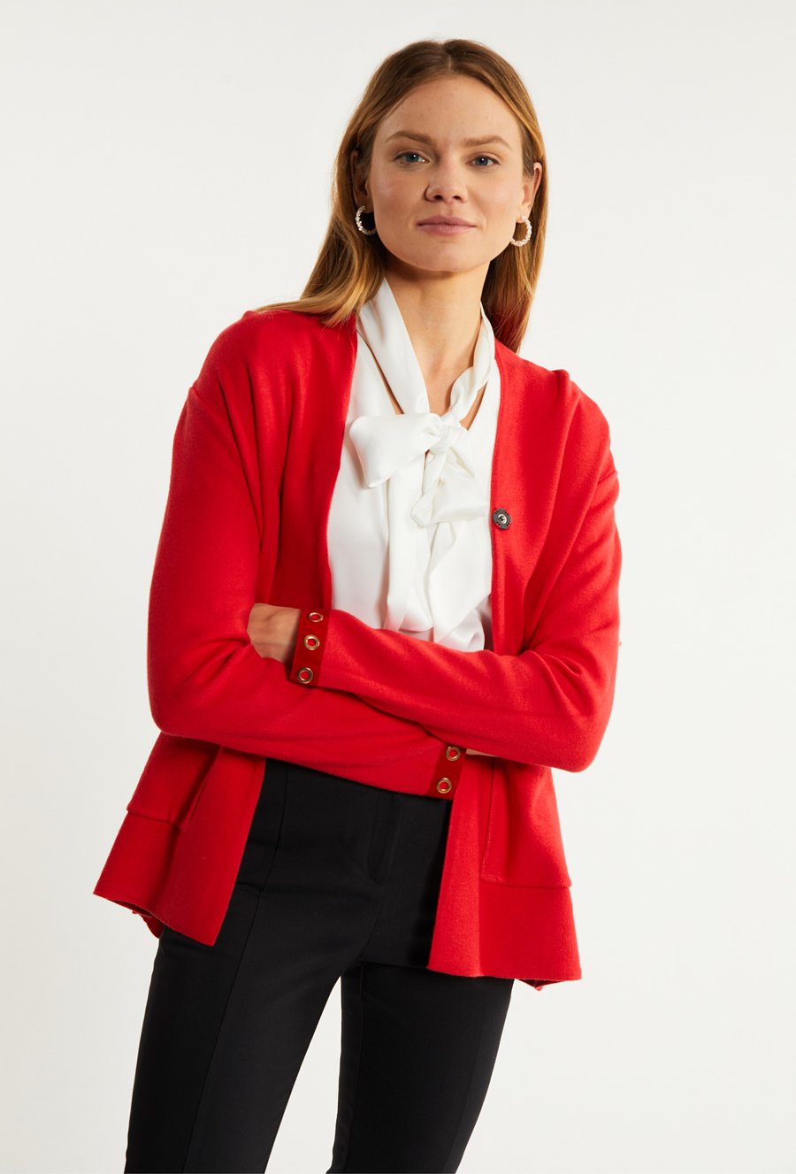 Kardigan damski z ozdobną aplikacją