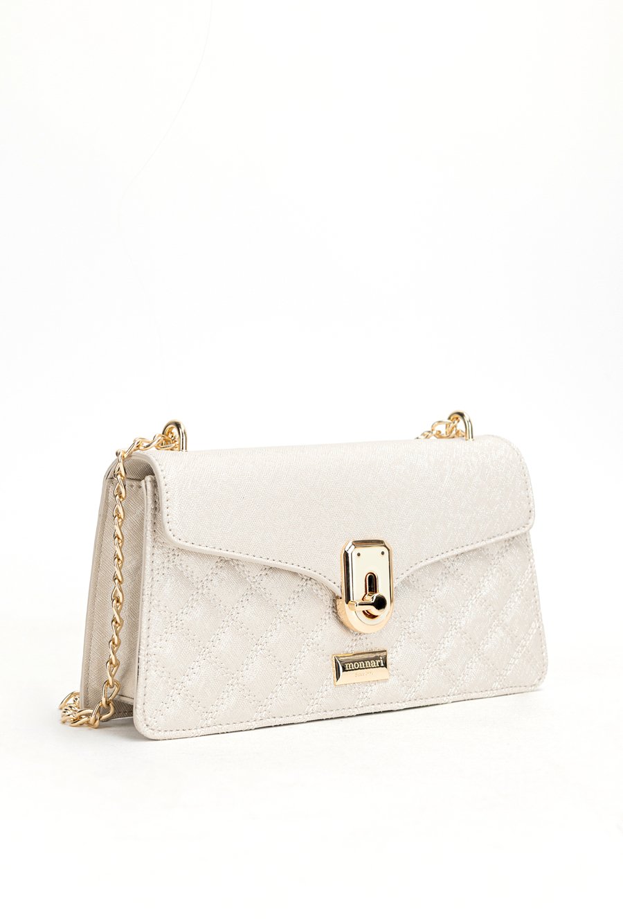 Mały kuferek z pikowaniem