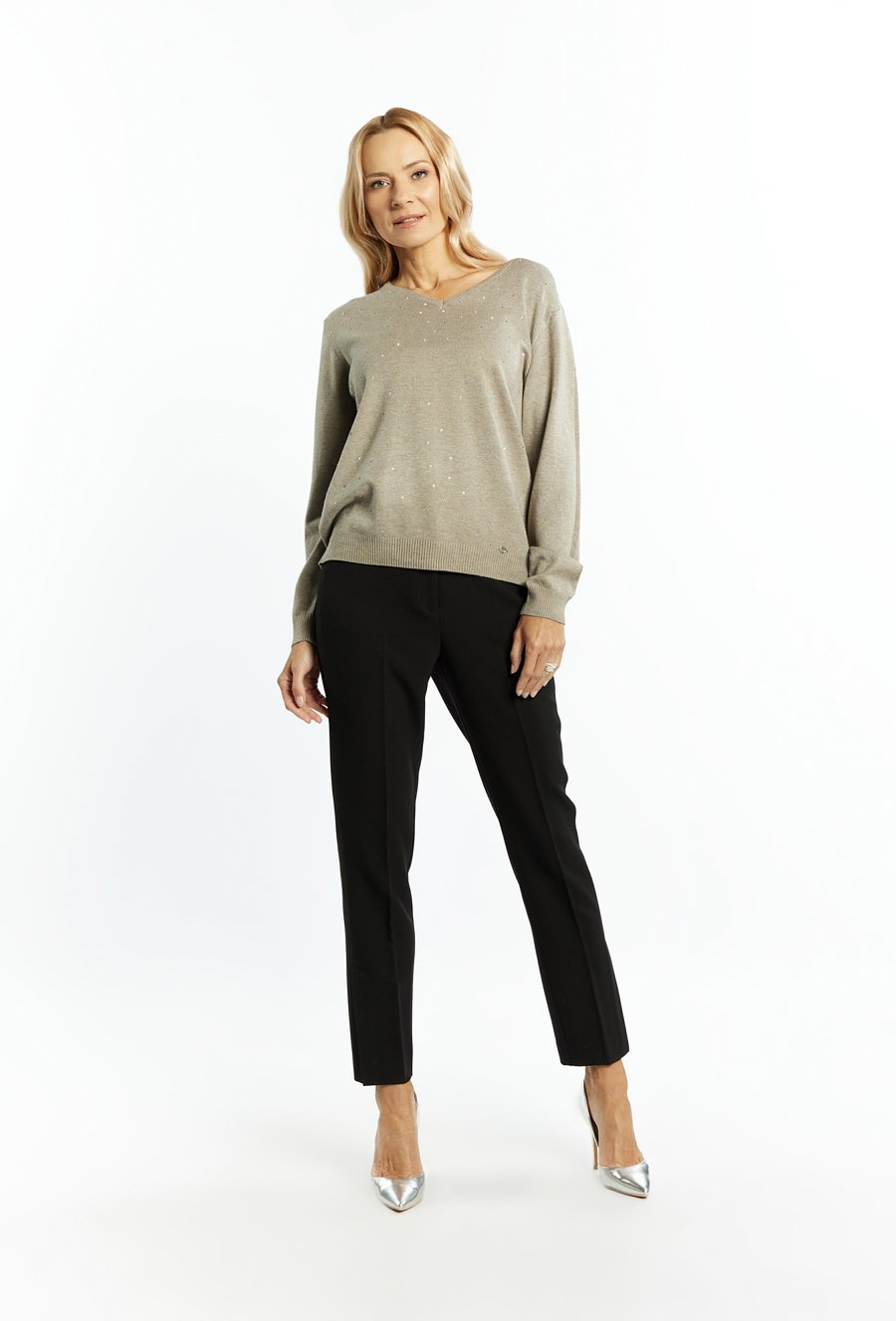 Sweter damski z małymi dżetami