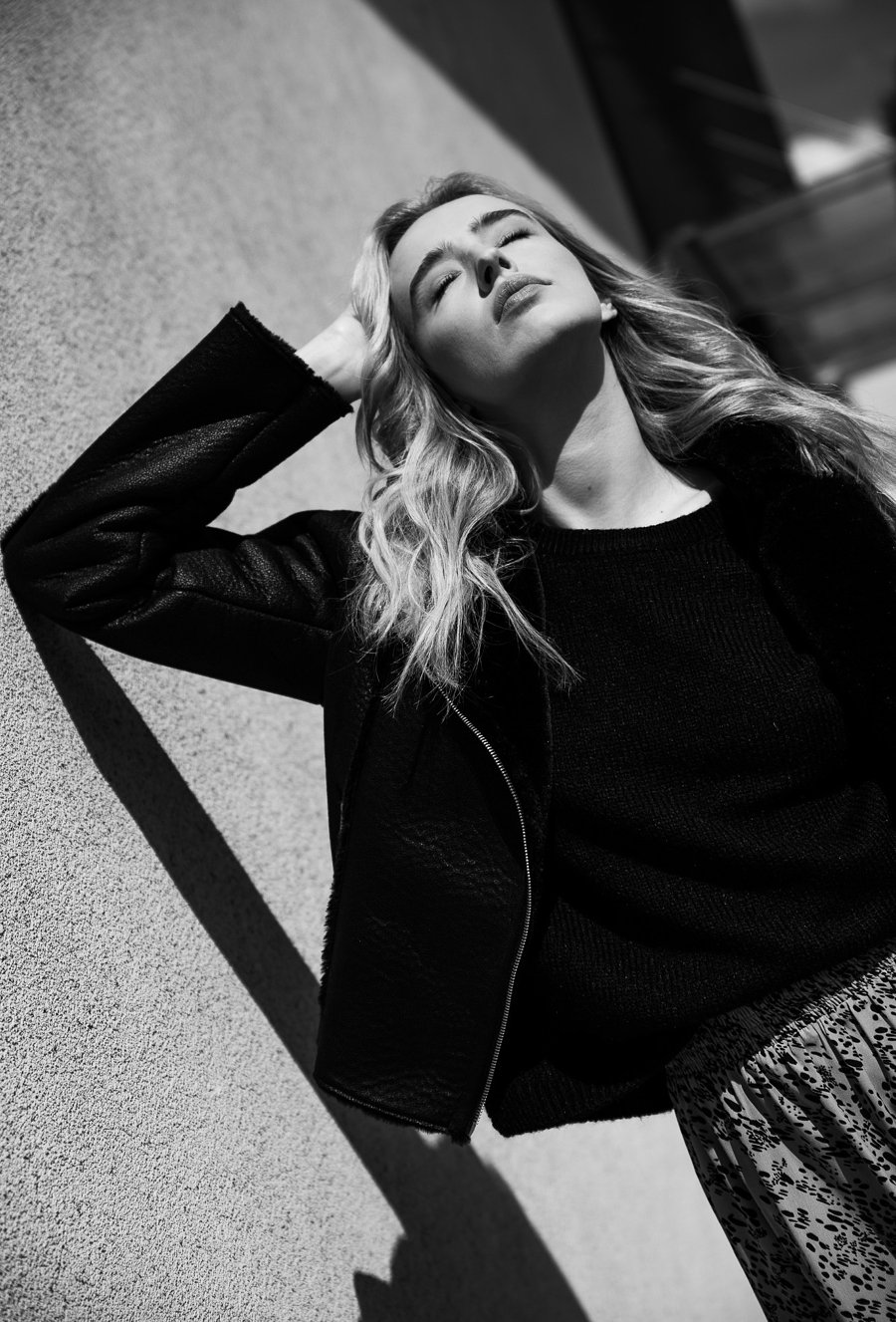 Kurtka typu pilotka z imitacji sk&oacute;ry