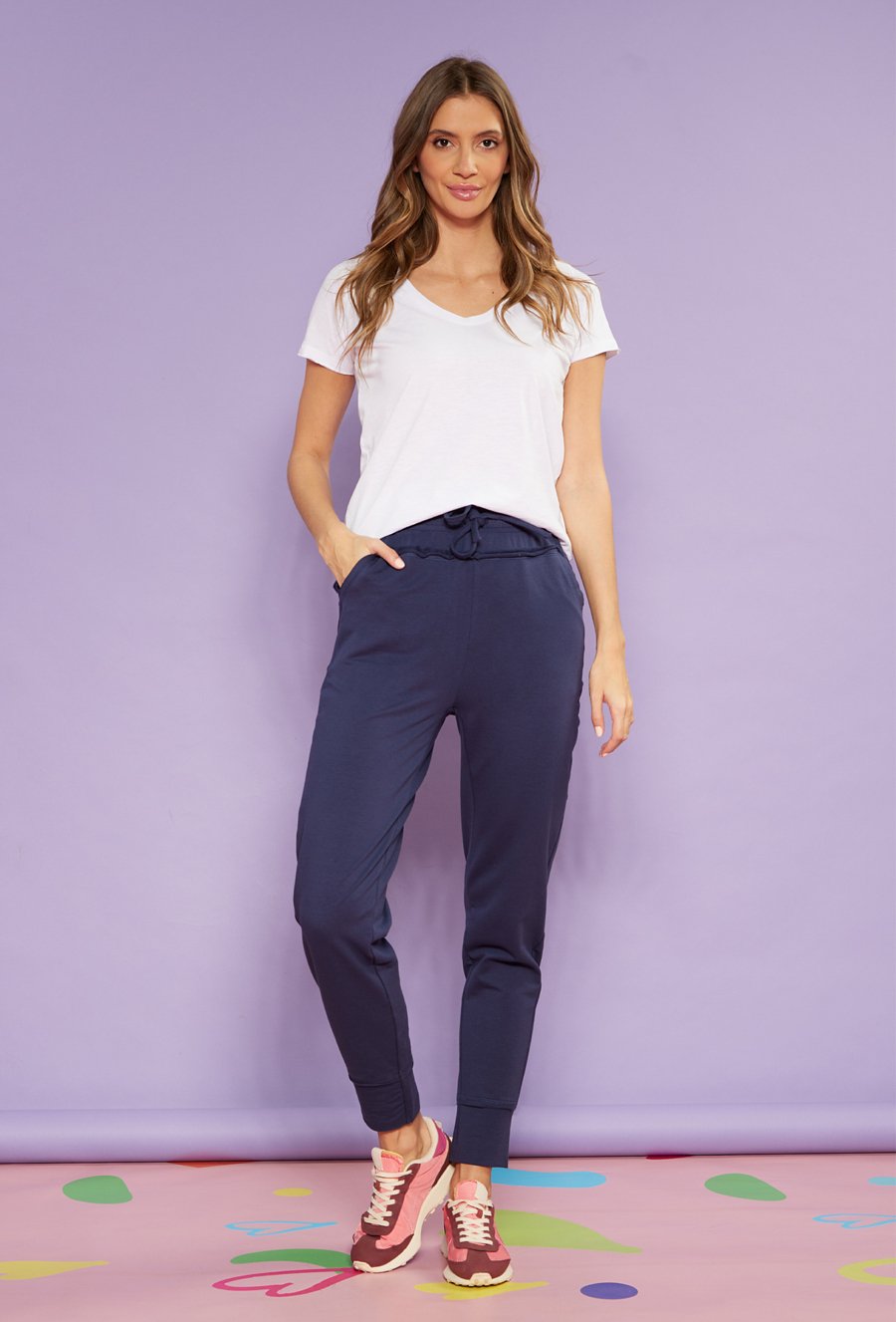 T-shirt z głębokim dekoltem