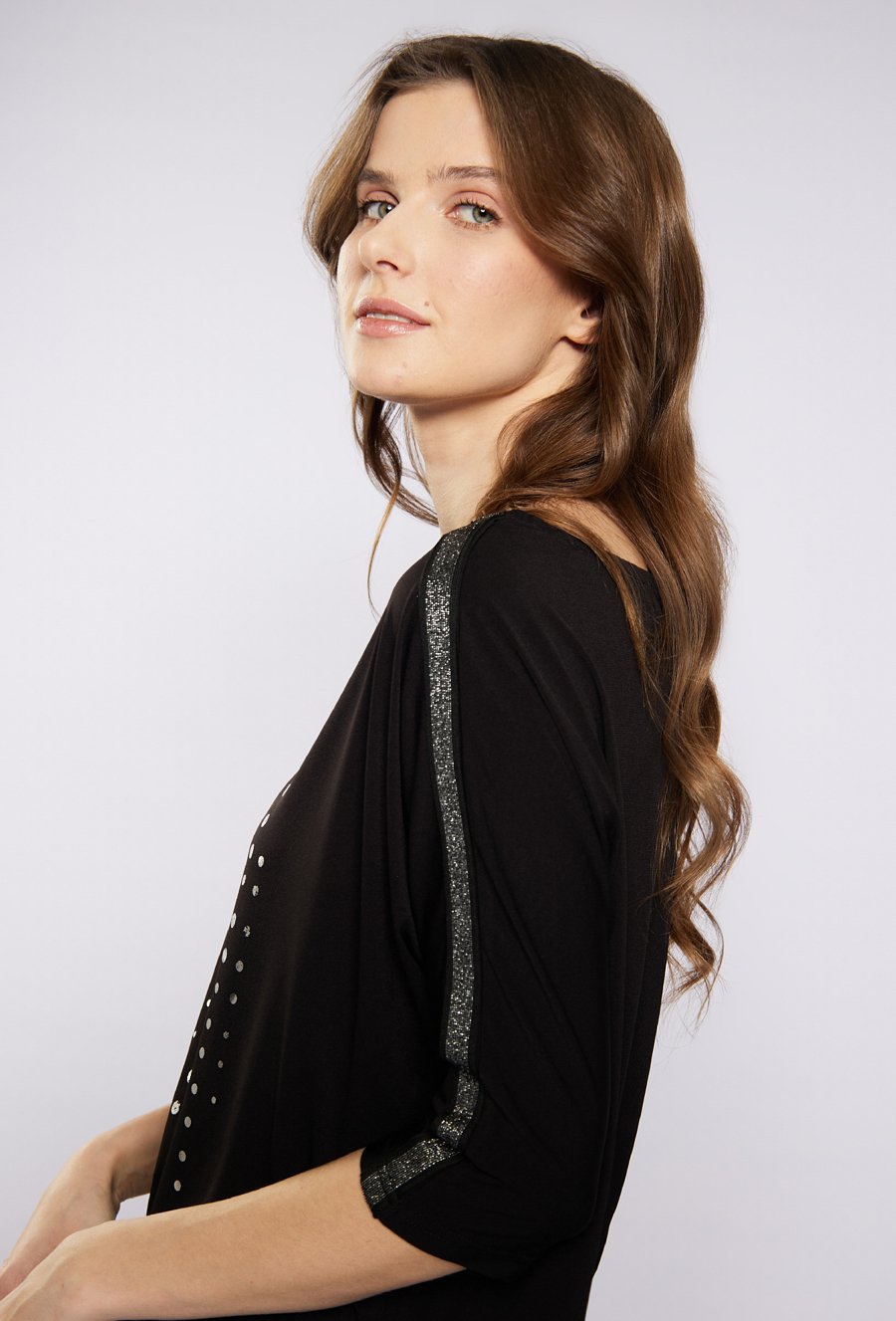 Bluzka z ozdobnym wykończeniem