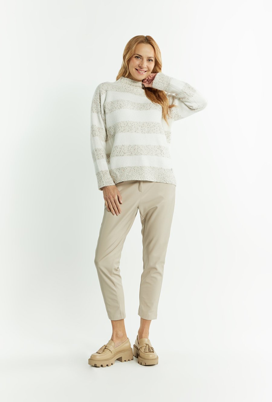 Sweter damski w paski