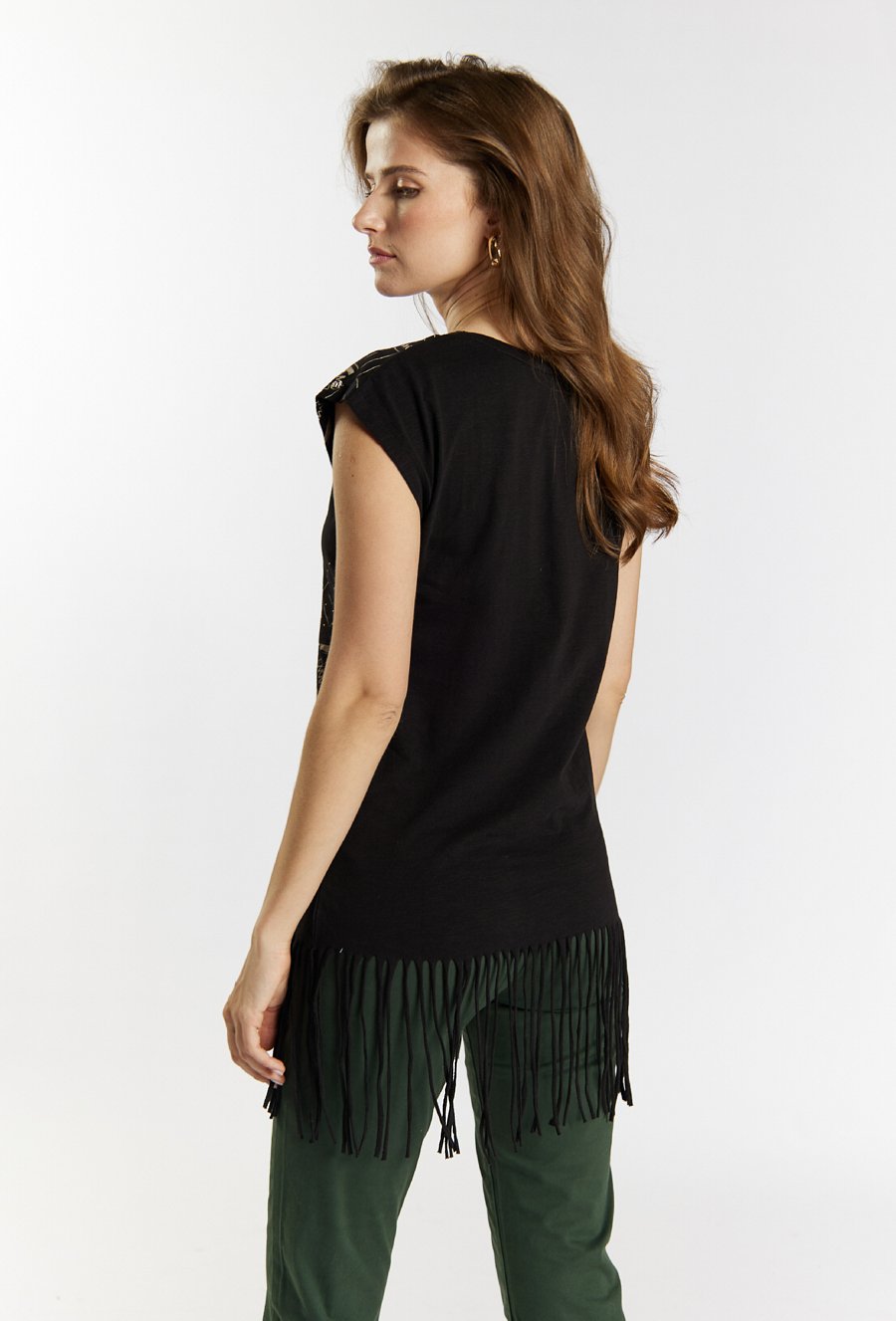 T-shirt z ozdobnymi frędzlami