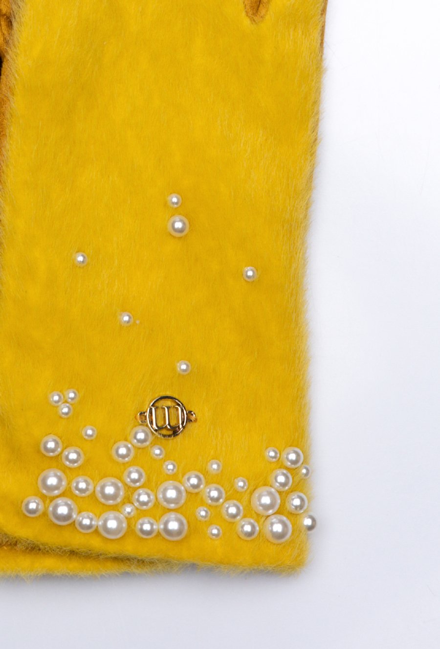 Rękawiczki z ozdobnymi perełkami