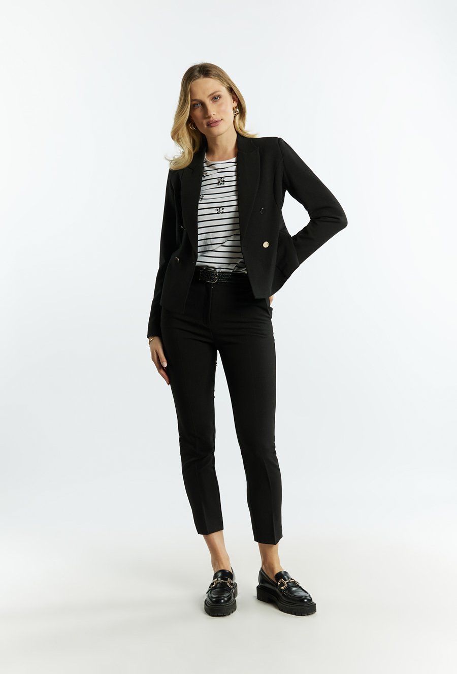 Elegancka marynarka damska