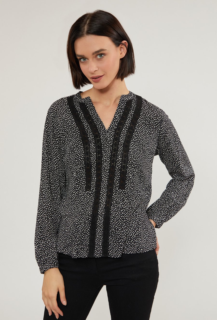 Wzorzysta bluzka damska