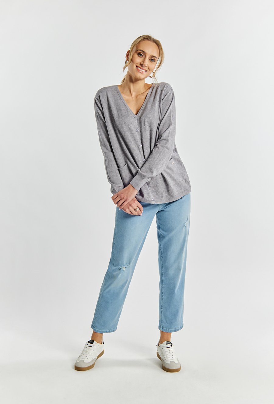 Kr&oacute;tki kardigan z domieszką wiskozy