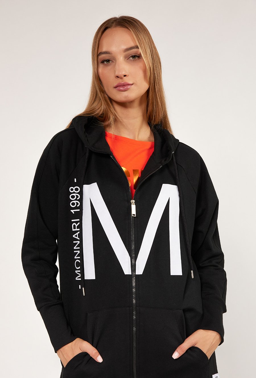 Bluza z ozdobnym panelem