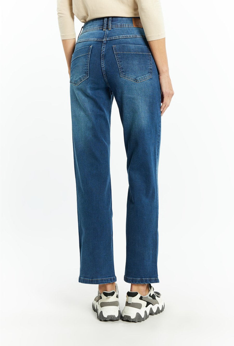 Jeansy z szeroką nogawką