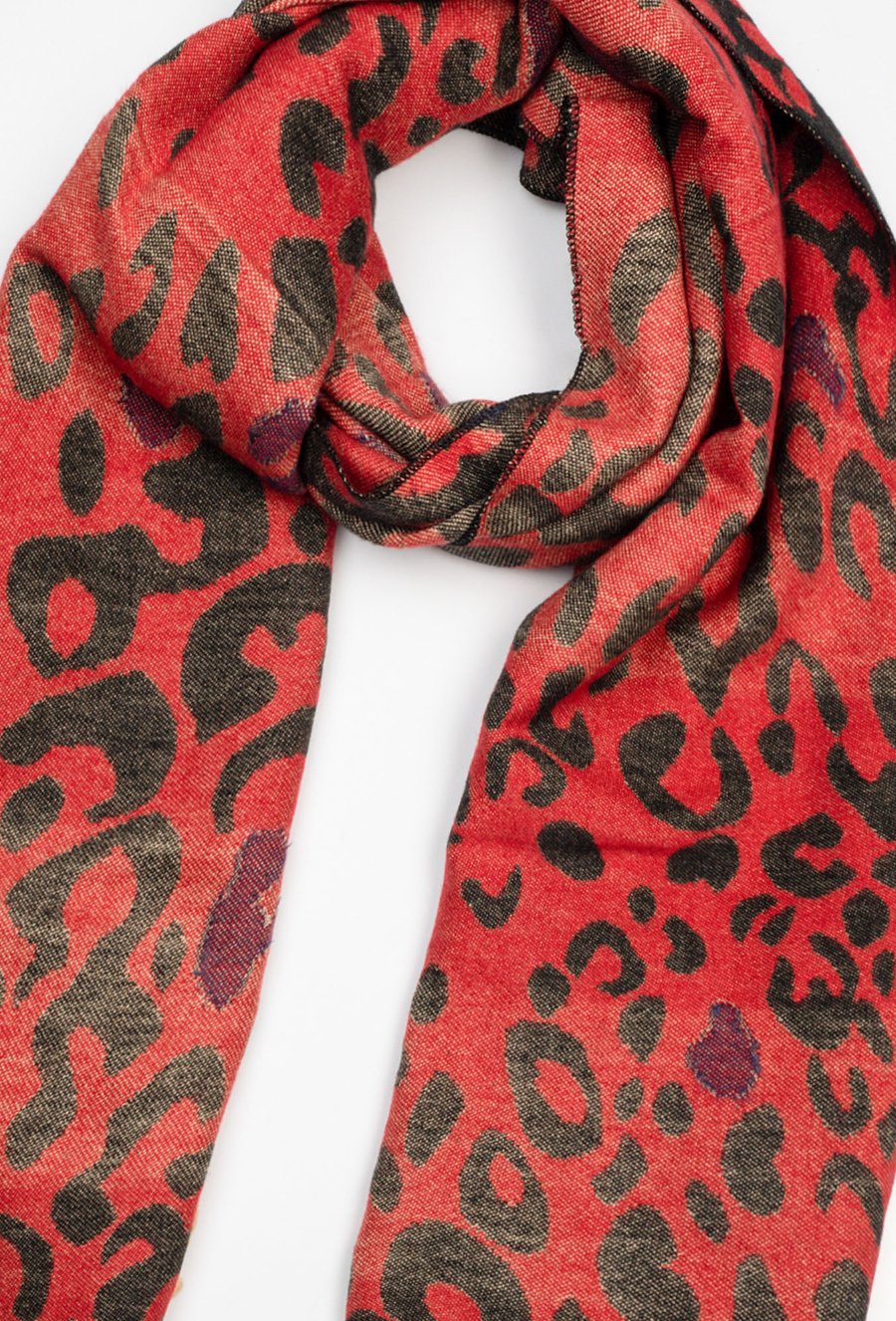 Szal z wzorem w cętki