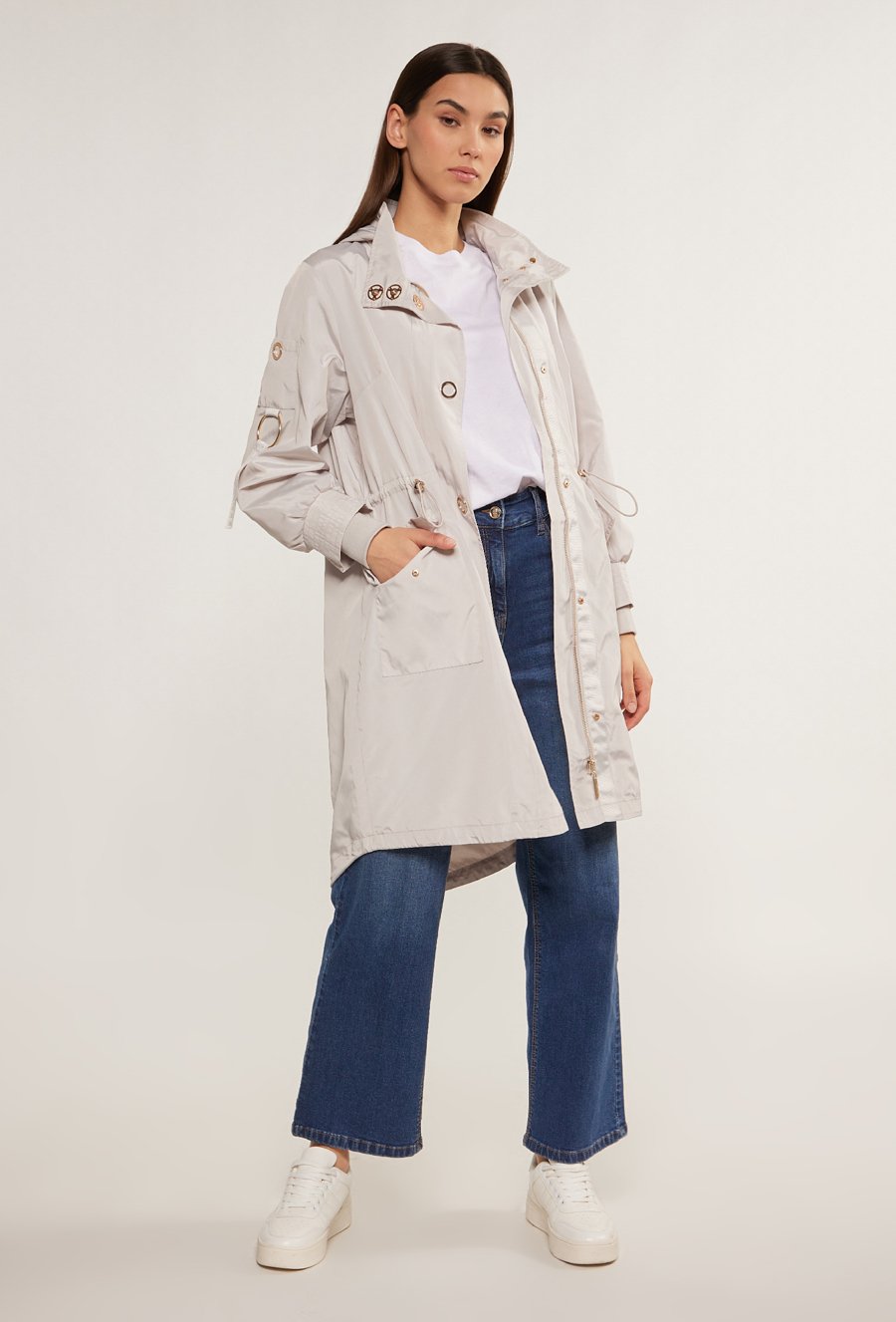 Przejściowy płaszcz typu parka