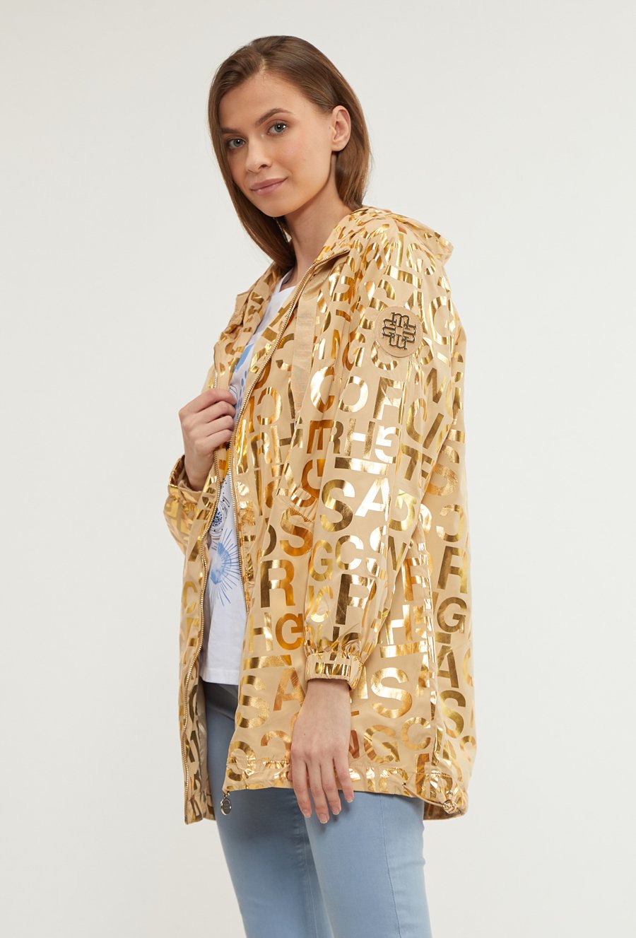 Kurtka damska z ciekawym wzorem