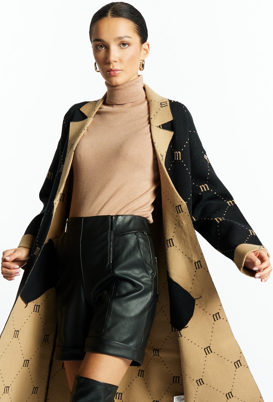 Sweter płaszczowy z wzorem