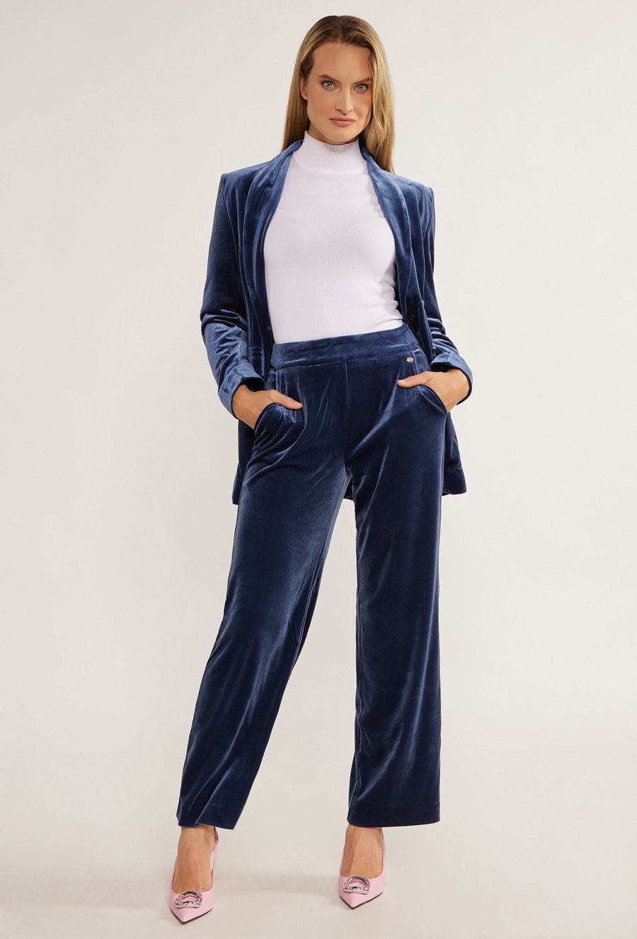 Welurowe spodnie damskie