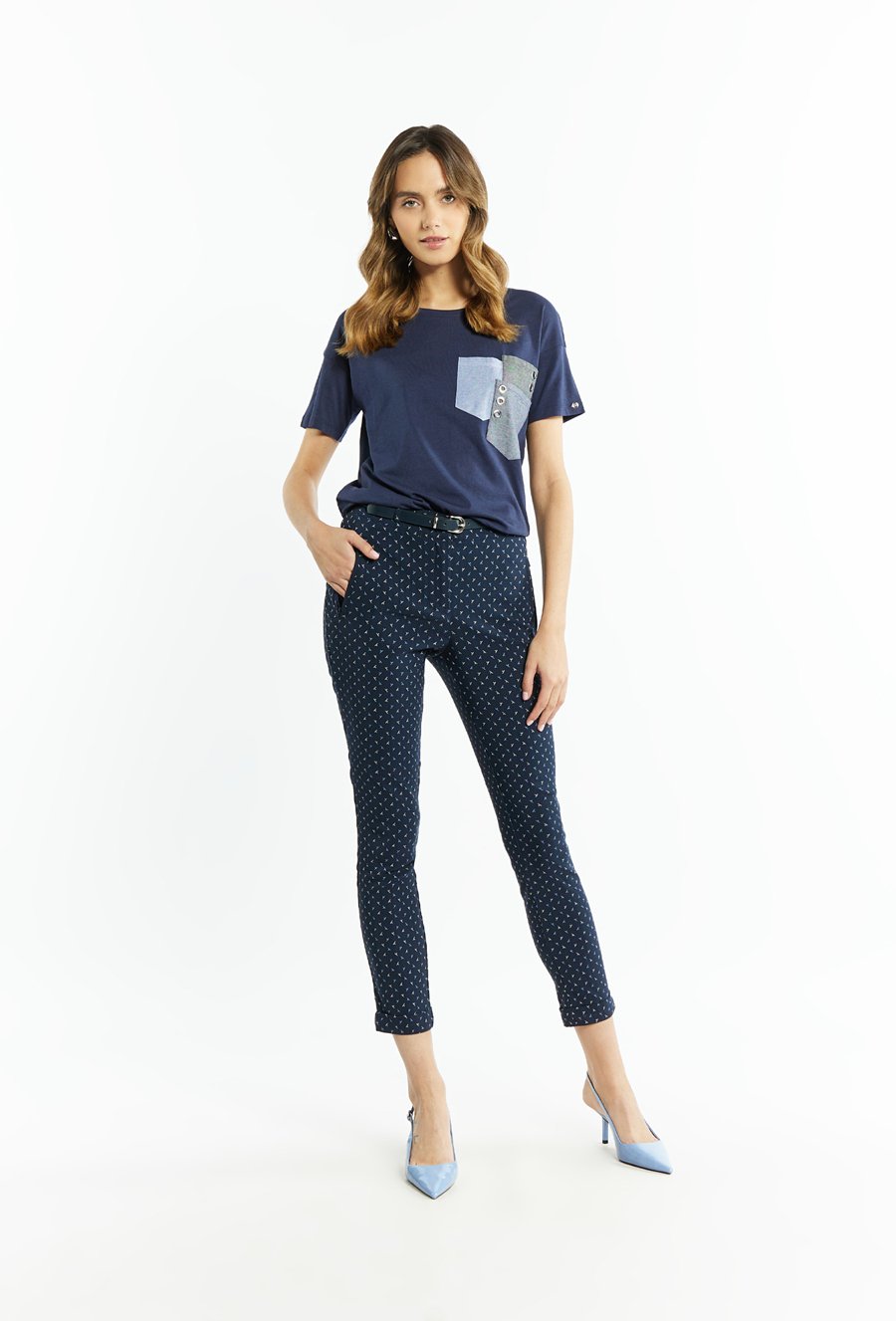 Spodnie damskie z paskiem