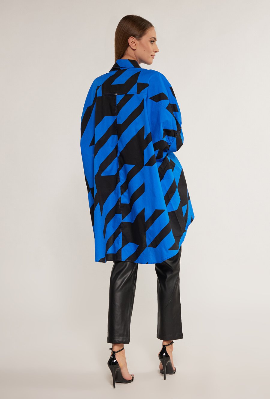 Wzorzysta koszula damska